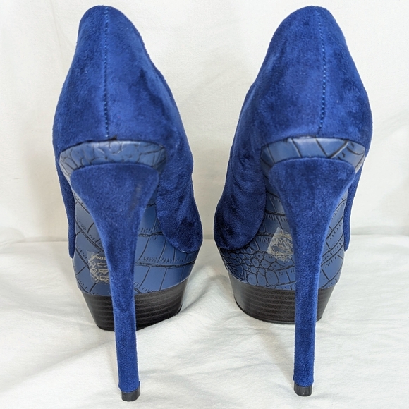 JustFab Korva Pump (8) - Picture 5 of 11